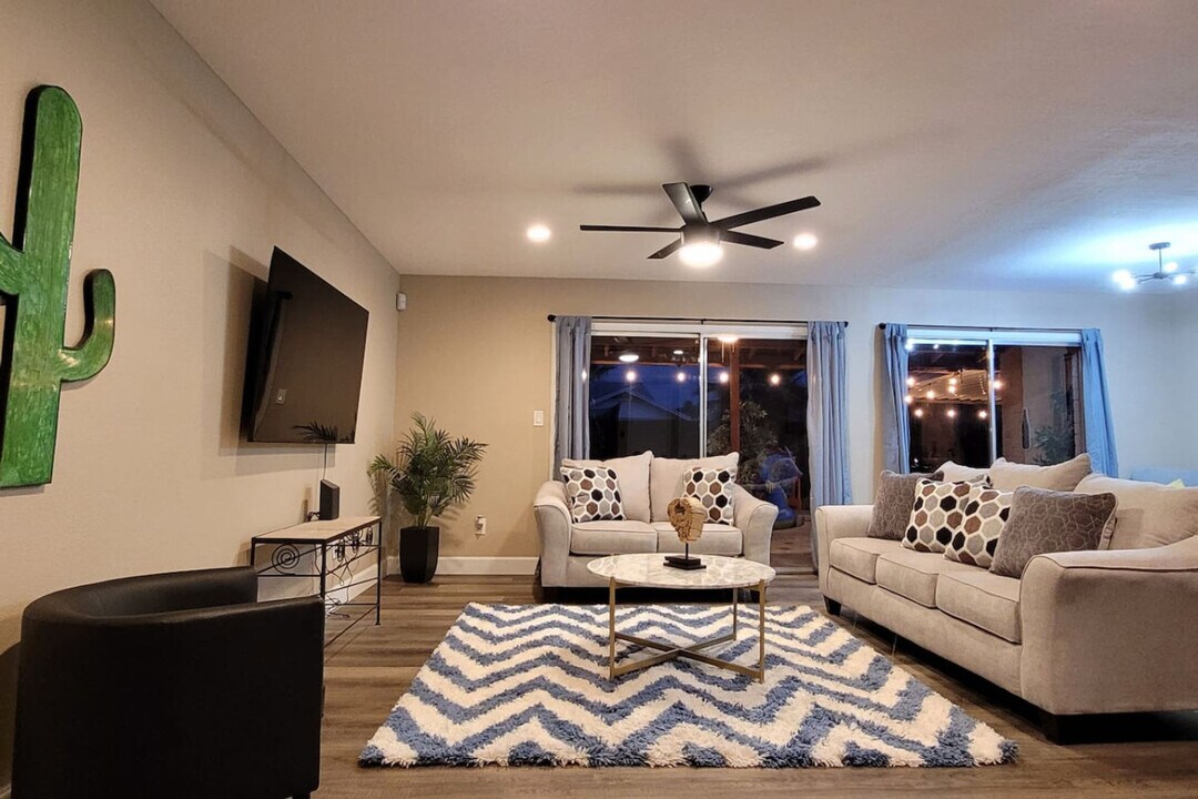 10819 Hayward Ave-Unit -ID1249813P in Glendale, AZ - Building Photo