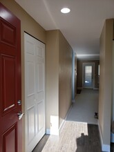 14312 126th Ave NE, Unit 001 in Kirkland, WA - Building Photo - Building Photo