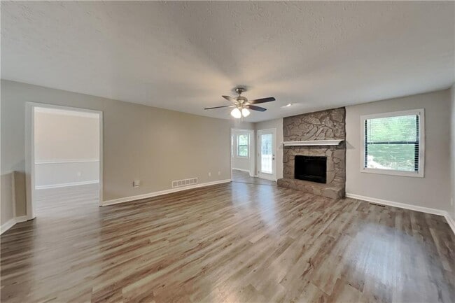 4730 Spring Gate Dr in Powder Springs, GA - Building Photo - Building Photo
