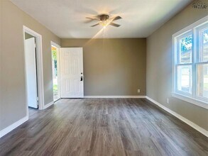 2505 Carrigan Ave in Wichita Falls, TX - Building Photo - Building Photo