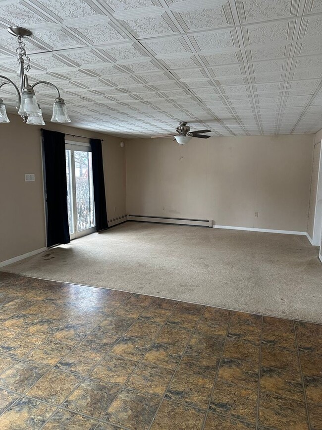 2056 N Sherman St in York, PA - Building Photo - Building Photo