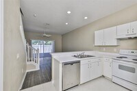 12950 Kings Crossing Dr photo'
