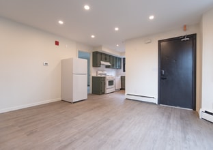 32 Cargill St in Providence, RI - Building Photo - Building Photo