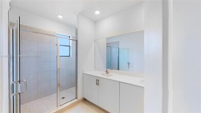 11961 SW 245th Ter in Princeton, FL - Building Photo - Building Photo