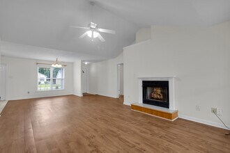 108 Luke Ct in New Bern, NC - Building Photo - Building Photo