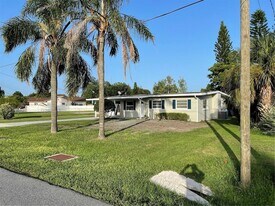 2118 Lake Christie Dr, Unit 48 in Orlando, FL - Building Photo