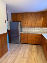 210 Wayne St, Unit 1 in Manchester, NH - Foto de edificio - Building Photo