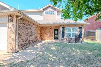 11517 Southwest 24th Street in Yukon, OK - Building Photo - Building Photo