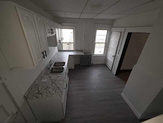 property at 3714 S Salina St