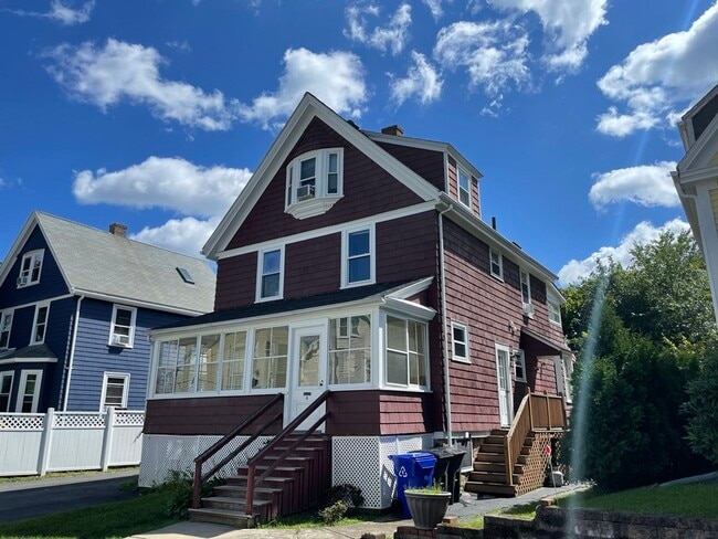 4 Barstow St, Unit 1