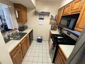 147 Kelton St, Unit 715 in Boston, MA - Building Photo - Building Photo