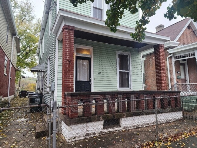 property at 1539 St Clair St