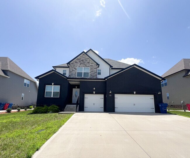 property at 323 Bluebriar Trace