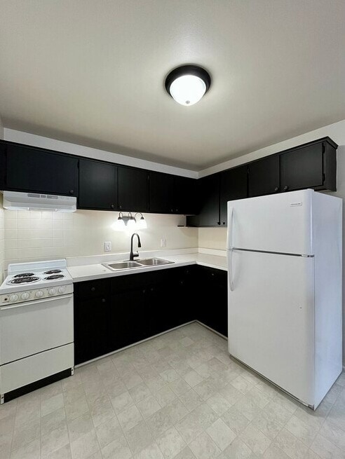 Harrison Street Apartments