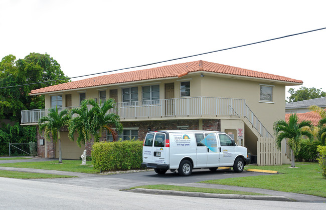 Village Green in Coral Springs, FL - Building Photo - Building Photo