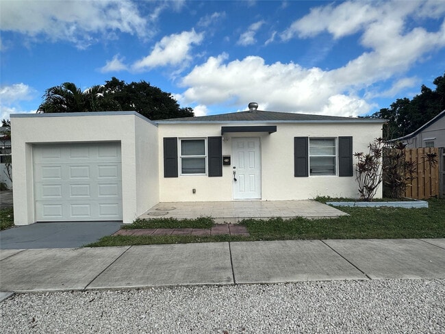 property at 2819 Plunkett St