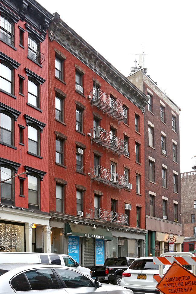 46 Grand St in New York, NY - Building Photo - Building Photo