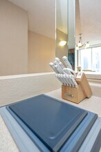 401 Sweetgale Ct in Anchorage, AK - Building Photo - Building Photo
