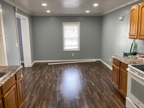 2 Lewis St in Oneonta, NY - Building Photo - Building Photo
