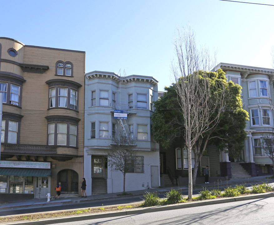 MOVE IN SPECIAL - 242 Divisadero #6 in San Francisco, CA - Foto de edificio