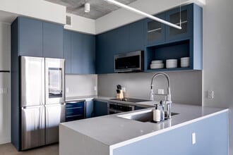 70 NW 25th St in Miami, FL - Building Photo - Building Photo