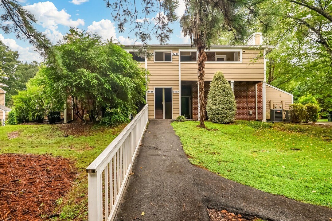 3433 Mill Run in Raleigh, NC - Building Photo