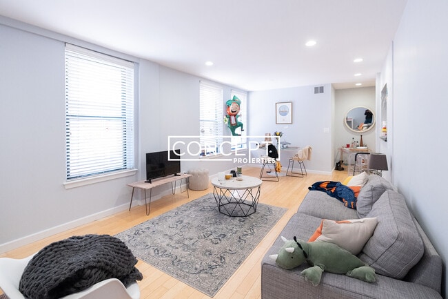 property at 1661 Washington St