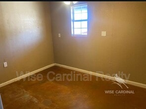 901 11th St in Seagraves, TX - Building Photo - Building Photo