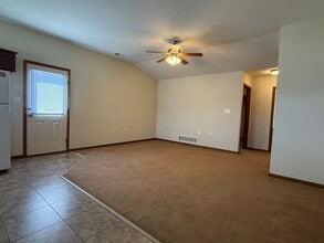 530 Grainfield St in Manhattan, KS - Building Photo - Building Photo