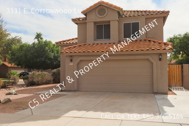 3131 E Cottonwood Ln in Phoenix, AZ - Foto de edificio - Building Photo