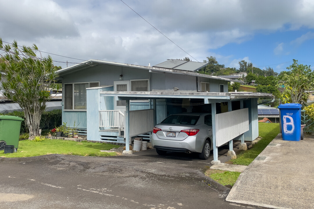Windward Villa No 2 in Kaneohe, HI - Foto de edificio