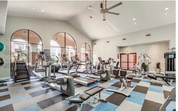 15727 Cutten Rd in Houston, TX - Building Photo - Building Photo