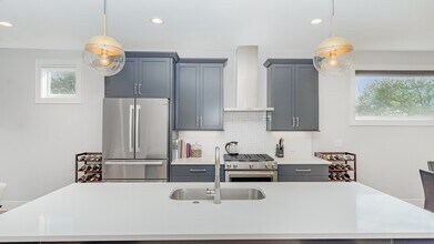 750 22nd Ave N, Unit A in Nashville, TN - Building Photo - Building Photo