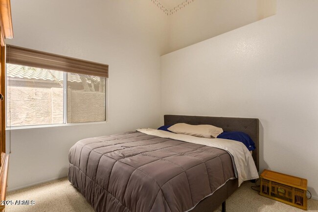 6230 W Irma Ln in Glendale, AZ - Foto de edificio - Building Photo