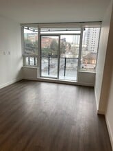 817 Carnarvon St in New Westminster, BC - Building Photo - Building Photo