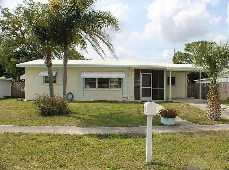 4381 Grobe St in North Port, FL - Building Photo