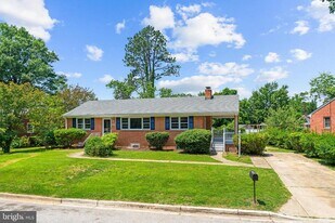 5019 Leland Dr in Oxon Hill, MD - Building Photo