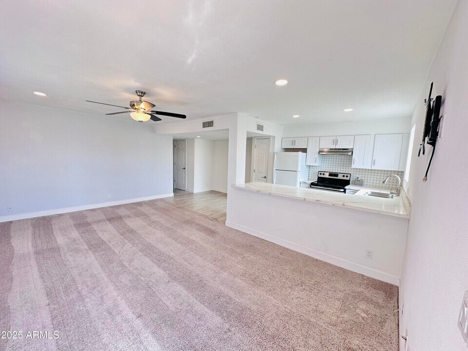 4731 E Belleview St in Phoenix, AZ - Building Photo