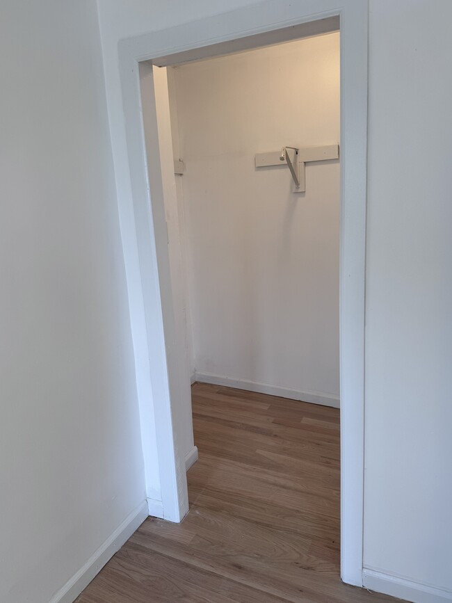 174 Beacon Ave, Unit 3rd FLOOR in Jersey City, NJ - Building Photo - Building Photo