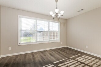 1086 Maria Dr in Mcdonough, GA - Building Photo - Building Photo