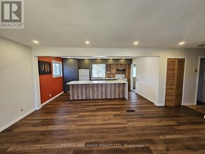1015 Lebanon Dr in Innisfil, ON - Building Photo - Building Photo
