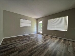 12 W Hazel St in Orlando, FL - Building Photo - Building Photo
