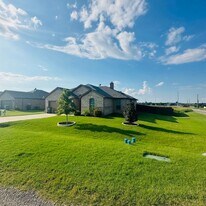 485 Collin St in Nevada, TX - Building Photo