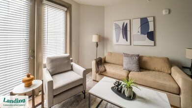 202 Promenade Vista St in Charleston, SC - Building Photo - Building Photo