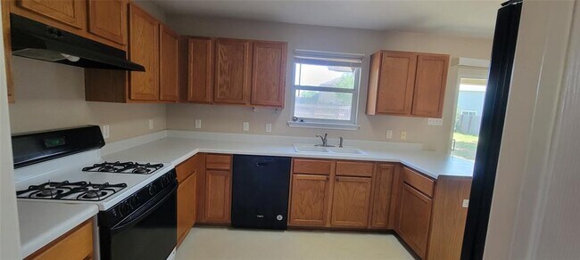 730 Blair Ave in Bastrop, TX - Building Photo - Building Photo
