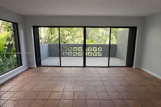 980 NW N River Dr in Miami, FL - Building Photo - Building Photo