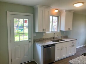 314 Woodview Ave in Norfolk, VA - Building Photo - Building Photo
