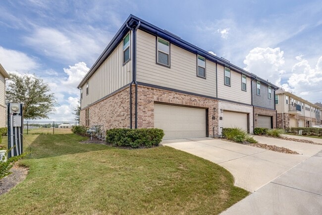 9455 Towne Lake Pkwy in Houston, TX - Building Photo - Building Photo