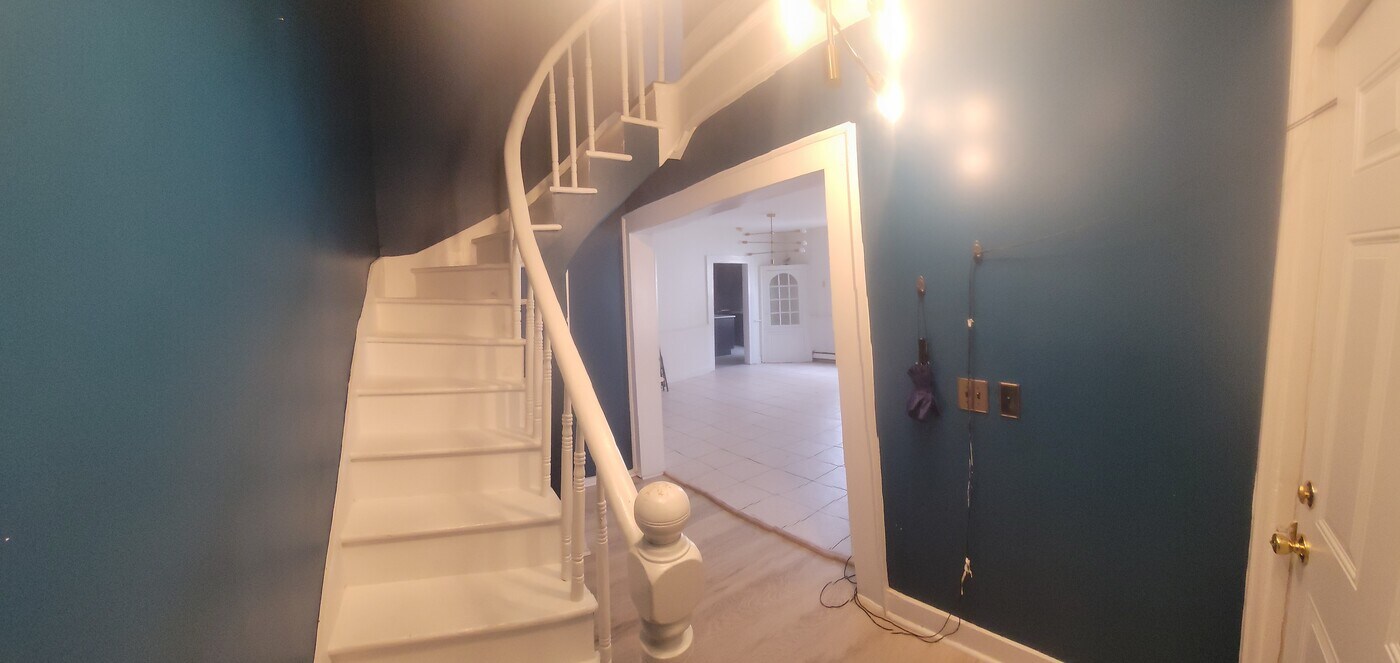 298 Stillman St in Bridgeport, CT - Building Photo