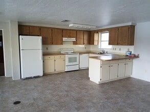 11440 E Blue Cove Dr in Dunnellon, FL - Building Photo - Building Photo